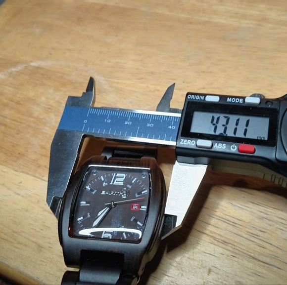 X Earth watch, Mens Sagano wood, Black face 43 X 54 mm 3 hand movement and - Picture 9 of 10